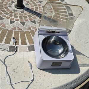 White Automatic Small Pet Feeder with Removable Stainless Steel Bowl